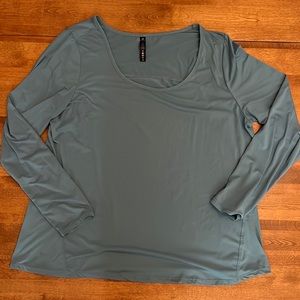 90 Degree Long Sleeve Active Blouse